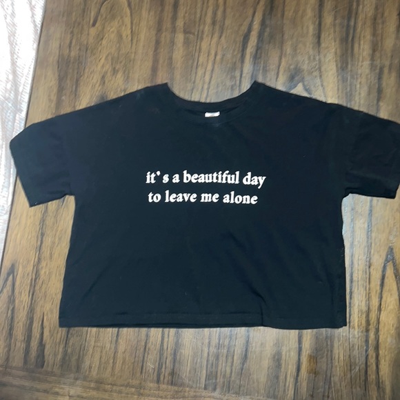 Amazon Tops - Oversized cropped graphic tee